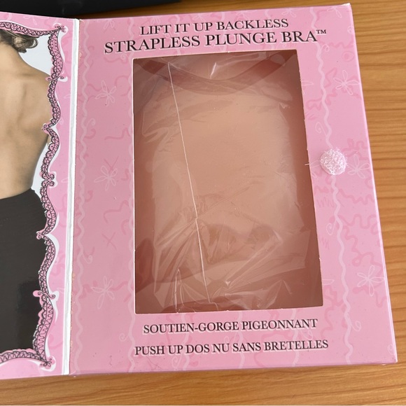 Fashion Forms Strapless Sticky Plunge Bra - Picture 6 of 10